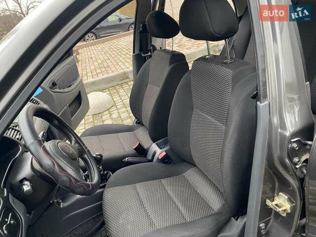 Сірий ЗАЗ Sens, об'ємом двигуна 1.3 л та пробігом 35 тис. км за 4650 $, фото 42 на Automoto.ua