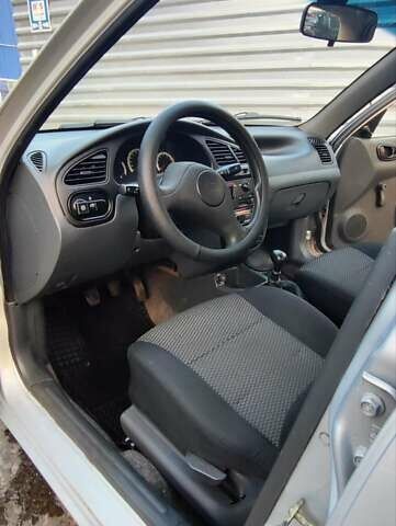 Сірий ЗАЗ Sens, об'ємом двигуна 1.3 л та пробігом 94 тис. км за 3400 $, фото 2 на Automoto.ua