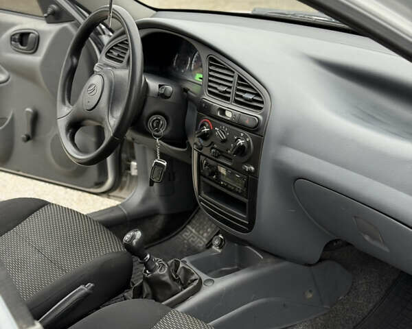 Сірий ЗАЗ Sens, об'ємом двигуна 1.3 л та пробігом 158 тис. км за 3500 $, фото 10 на Automoto.ua