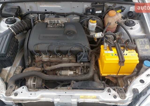 Серый ЗАЗ Сенс, объемом двигателя 1.3 л и пробегом 144 тыс. км за 3200 $, фото 4 на Automoto.ua