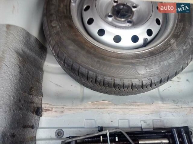 Серый ЗАЗ Сенс, объемом двигателя 1.3 л и пробегом 137 тыс. км за 2700 $, фото 14 на Automoto.ua