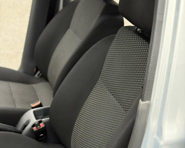 Сірий ЗАЗ Sens, об'ємом двигуна 1.3 л та пробігом 158 тис. км за 3500 $, фото 6 на Automoto.ua