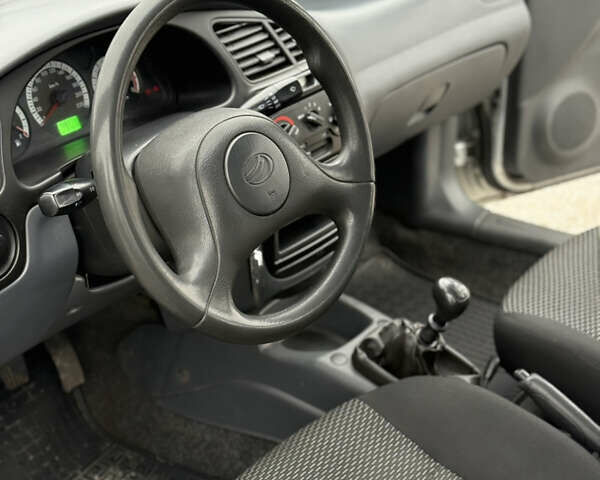 Сірий ЗАЗ Sens, об'ємом двигуна 1.3 л та пробігом 158 тис. км за 3500 $, фото 5 на Automoto.ua