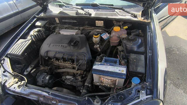 ЗАЗ Сенс 2007 в Ужгороде на Automoto.ua Синий ЗАЗ Сенс, объемом двигателя 1.3 л и пробегом 240 тыс. км за 2000 $, фото 5 на Automoto.ua