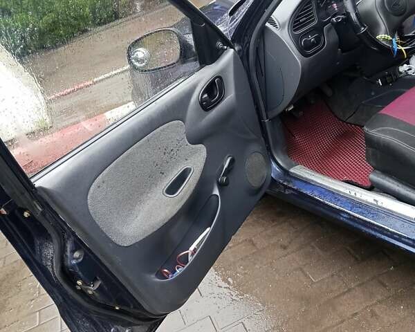 Синій ЗАЗ Sens, об'ємом двигуна 1.3 л та пробігом 200 тис. км за 1000 $, фото 7 на Automoto.ua