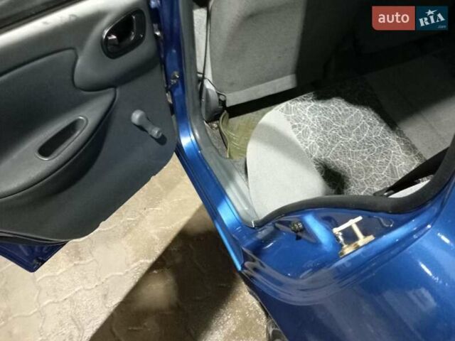 Синій ЗАЗ Sens, об'ємом двигуна 1.3 л та пробігом 102 тис. км за 2150 $, фото 12 на Automoto.ua