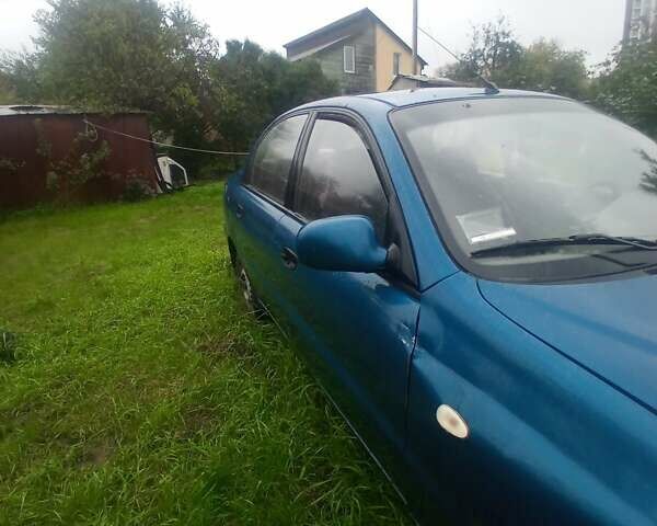 ЗАЗ Sens 2013 у Києві на Automoto.ua Синій ЗАЗ Sens, об'ємом двигуна 1.3 л та пробігом 68 тис. км за 1900 $, фото 2 на Automoto.ua