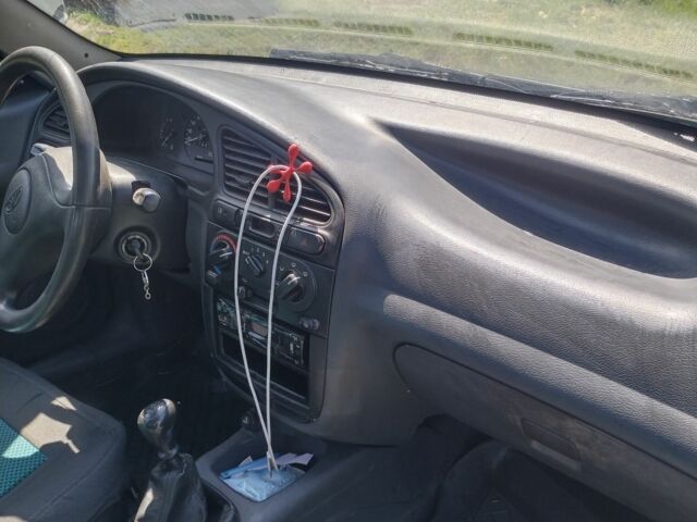 Зелений ЗАЗ Sens, об'ємом двигуна 1.3 л та пробігом 130 тис. км за 1909 $, фото 2 на Automoto.ua