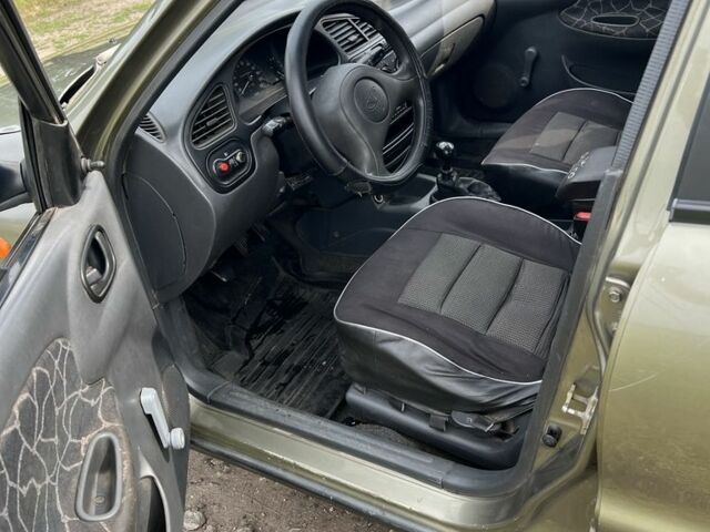 Зеленый ЗАЗ Сенс, объемом двигателя 1.3 л и пробегом 350 тыс. км за 1300 $, фото 6 на Automoto.ua