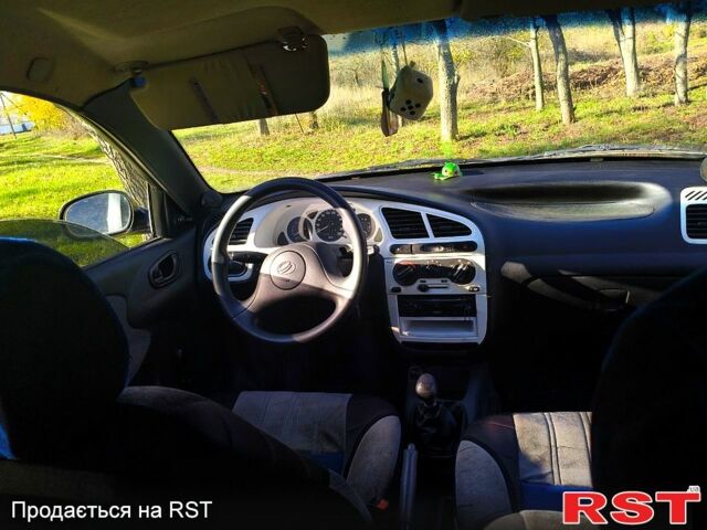 Зелений ЗАЗ Sens, об'ємом двигуна 1.3 л та пробігом 200 тис. км за 1800 $, фото 5 на Automoto.ua