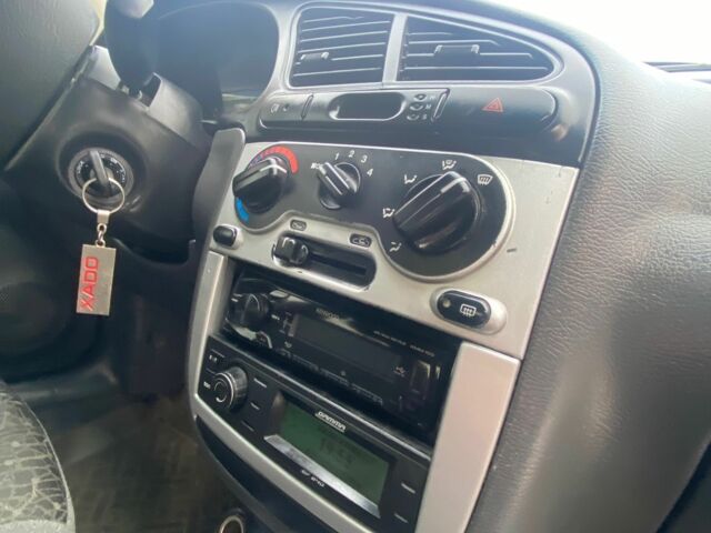 Зеленый ЗАЗ Сенс, объемом двигателя 1.3 л и пробегом 215 тыс. км за 2300 $, фото 5 на Automoto.ua