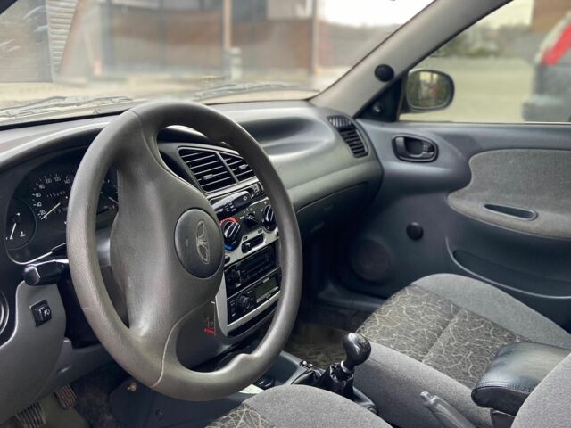 Зеленый ЗАЗ Сенс, объемом двигателя 1.3 л и пробегом 215 тыс. км за 2300 $, фото 4 на Automoto.ua