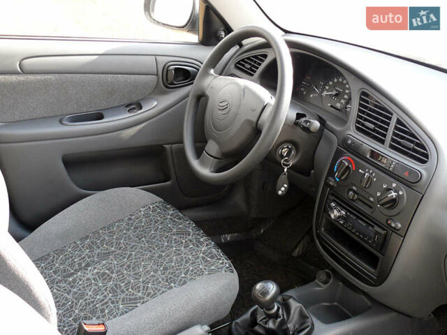 Зеленый ЗАЗ Сенс, объемом двигателя 1.3 л и пробегом 150 тыс. км за 1988 $, фото 2 на Automoto.ua