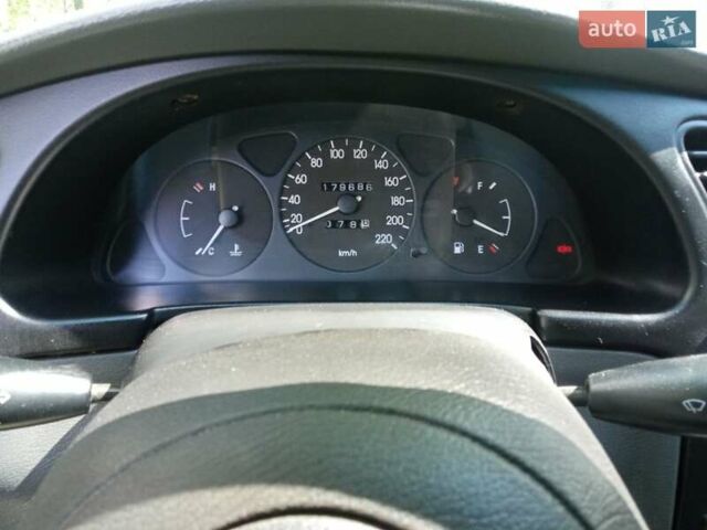 ЗАЗ Сенс 2007 в Запорожье на Automoto.ua Зеленый ЗАЗ Сенс, объемом двигателя 1.3 л и пробегом 174 тыс. км за 1900 $, фото 6 на Automoto.ua