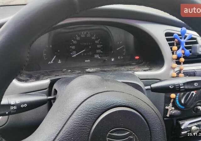 Зеленый ЗАЗ Сенс, объемом двигателя 1.3 л и пробегом 179 тыс. км за 1900 $, фото 2 на Automoto.ua