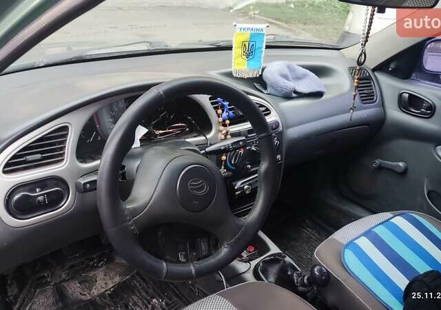 Зеленый ЗАЗ Сенс, объемом двигателя 1.3 л и пробегом 179 тыс. км за 1900 $, фото 3 на Automoto.ua