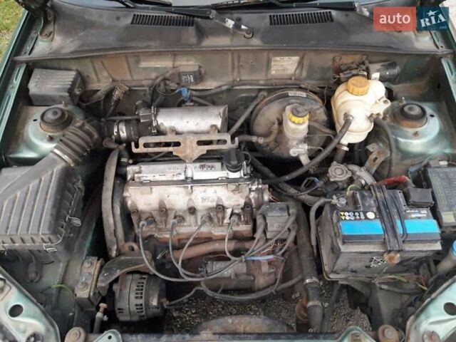 Зелений ЗАЗ Sens, об'ємом двигуна 1.3 л та пробігом 300 тис. км за 1599 $, фото 9 на Automoto.ua