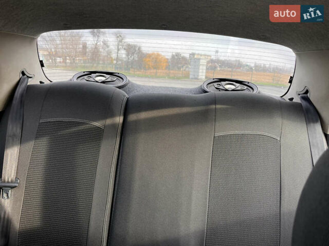 Зеленый ЗАЗ Сенс, объемом двигателя 1.3 л и пробегом 154 тыс. км за 2500 $, фото 19 на Automoto.ua