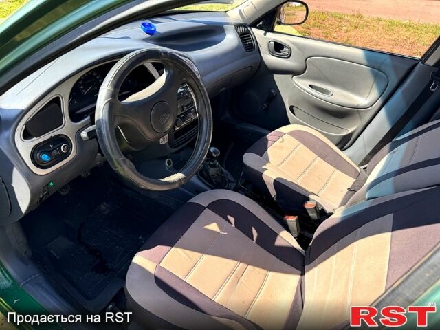 Зеленый ЗАЗ Сенс, объемом двигателя 1.3 л и пробегом 250 тыс. км за 999 $, фото 7 на Automoto.ua