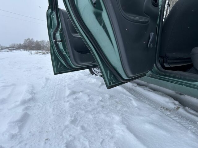 Зелений ЗАЗ Sens, об'ємом двигуна 1.3 л та пробігом 103 тис. км за 2500 $, фото 12 на Automoto.ua