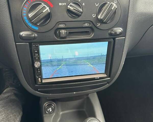 Зеленый ЗАЗ Сенс, объемом двигателя 1.3 л и пробегом 165 тыс. км за 2500 $, фото 11 на Automoto.ua