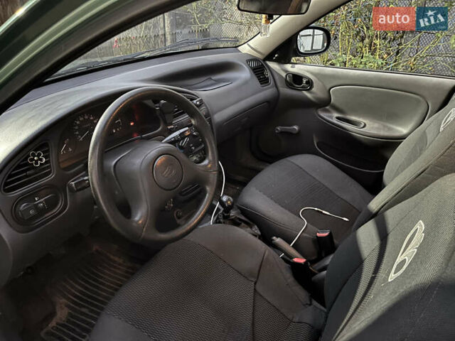 Зеленый ЗАЗ Сенс, объемом двигателя 1.3 л и пробегом 100 тыс. км за 2500 $, фото 1 на Automoto.ua