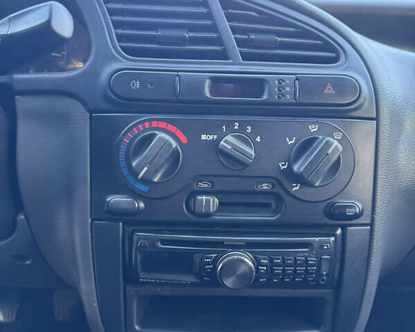 Зелений ЗАЗ Sens, об'ємом двигуна 1.3 л та пробігом 125 тис. км за 2700 $, фото 11 на Automoto.ua
