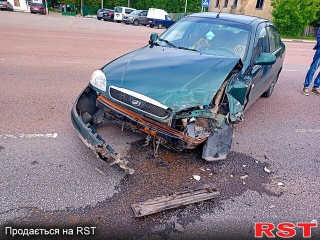 Зеленый ЗАЗ Сенс, объемом двигателя 1.3 л и пробегом 129 тыс. км за 1800 $, фото 3 на Automoto.ua