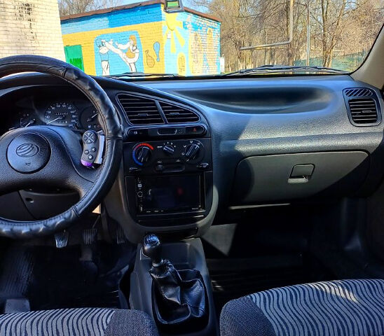 Зеленый ЗАЗ Сенс, объемом двигателя 1.3 л и пробегом 115 тыс. км за 2700 $, фото 3 на Automoto.ua