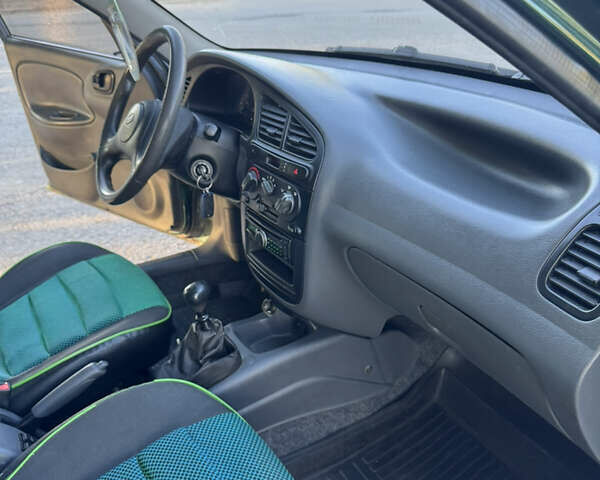 Зелений ЗАЗ Sens, об'ємом двигуна 1.3 л та пробігом 125 тис. км за 2700 $, фото 17 на Automoto.ua