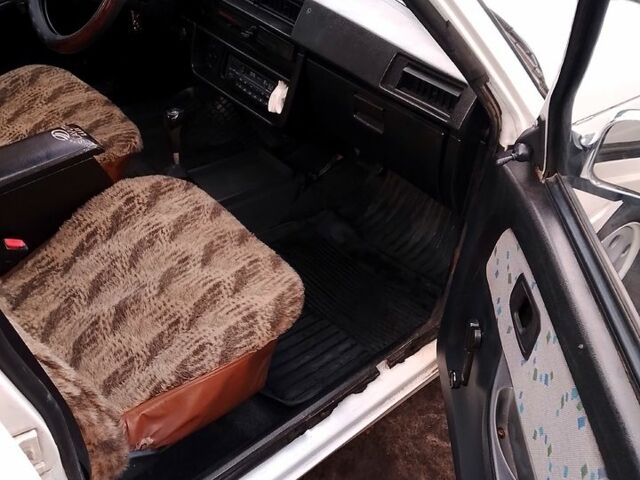 Белый ЗАЗ Славута, объемом двигателя 1.2 л и пробегом 0 тыс. км за 1100 $, фото 12 на Automoto.ua