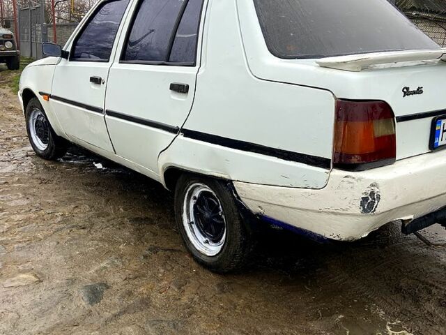 Белый ЗАЗ Славута, объемом двигателя 1.2 л и пробегом 58 тыс. км за 750 $, фото 3 на Automoto.ua