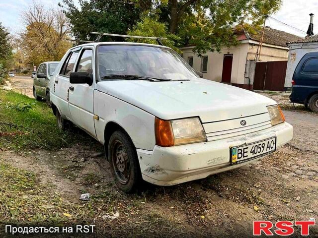 Белый ЗАЗ Славута, объемом двигателя 12 л и пробегом 123 тыс. км за 899 $, фото 2 на Automoto.ua