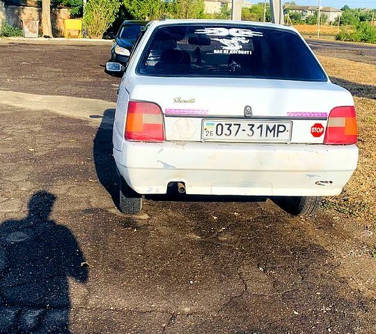 ЗАЗ Славута 2004 в Доманевке на Automoto.ua Белый ЗАЗ Славута, объемом двигателя 1.2 л и пробегом 128 тыс. км за 1000 $, фото 4 на Automoto.ua