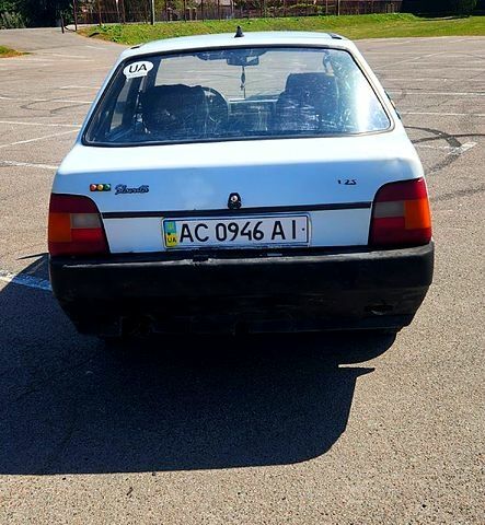 Белый ЗАЗ Славута, объемом двигателя 1.2 л и пробегом 80 тыс. км за 900 $, фото 1 на Automoto.ua