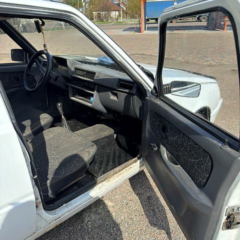 Белый ЗАЗ Славута, объемом двигателя 1.2 л и пробегом 200 тыс. км за 850 $, фото 3 на Automoto.ua