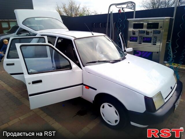 Белый ЗАЗ Славута, объемом двигателя 1.3 л и пробегом 143 тыс. км за 910 $, фото 10 на Automoto.ua