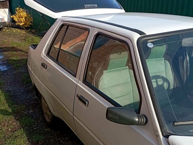 Белый ЗАЗ Славута, объемом двигателя 1.2 л и пробегом 99 тыс. км за 1100 $, фото 10 на Automoto.ua