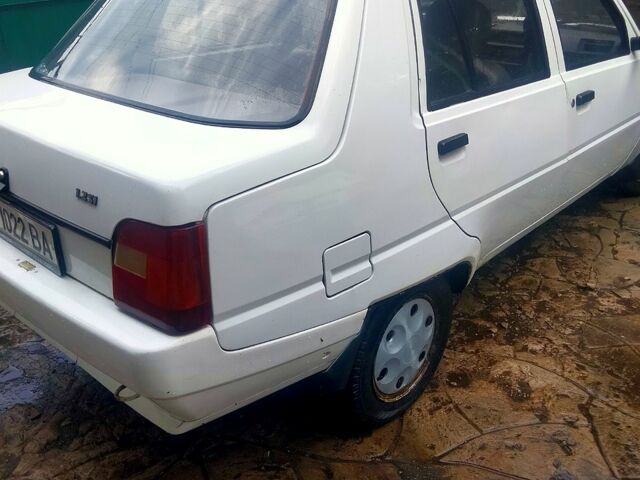 Белый ЗАЗ Славута, объемом двигателя 1.2 л и пробегом 0 тыс. км за 1000 $, фото 2 на Automoto.ua