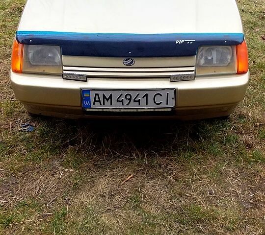 Бежевый ЗАЗ Славута, объемом двигателя 1.2 л и пробегом 95 тыс. км за 1250 $, фото 2 на Automoto.ua
