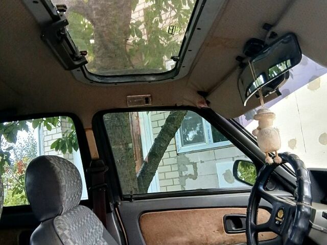 Бежевый ЗАЗ Славута, объемом двигателя 1.2 л и пробегом 200 тыс. км за 1000 $, фото 3 на Automoto.ua