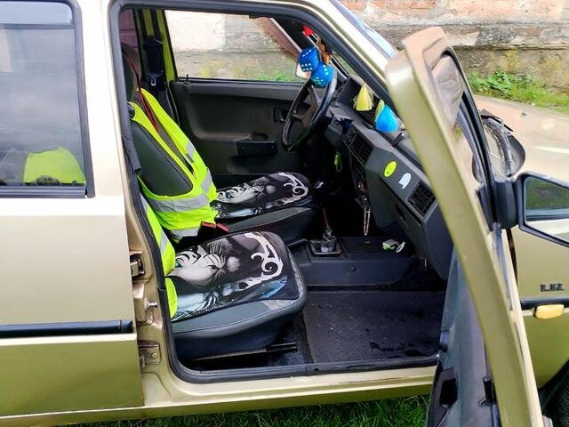 Бежевый ЗАЗ Славута, объемом двигателя 1.2 л и пробегом 0 тыс. км за 800 $, фото 3 на Automoto.ua