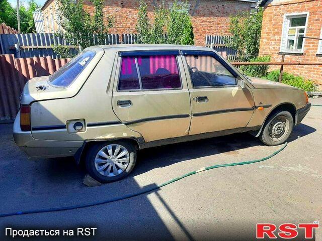 Бежевий ЗАЗ Славута, об'ємом двигуна 1.2 л та пробігом 99 тис. км за 480 $, фото 1 на Automoto.ua