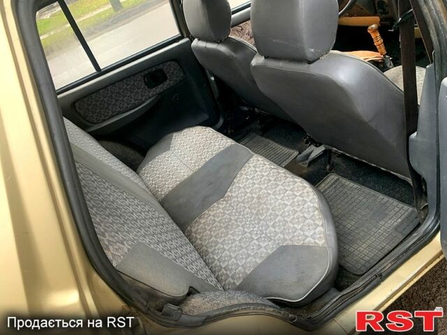 Бежевый ЗАЗ Славута, объемом двигателя 1.3 л и пробегом 119 тыс. км за 700 $, фото 5 на Automoto.ua