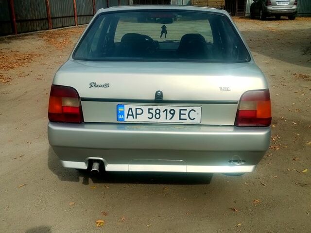 Бежевый ЗАЗ Славута, объемом двигателя 1.2 л и пробегом 145 тыс. км за 1100 $, фото 1 на Automoto.ua