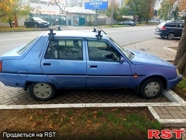 ЗАЗ Славута 2003 в Черкассах на Automoto.ua Фиолетовый ЗАЗ Славута, объемом двигателя 1.2 л и пробегом 137 тыс. км за 650 $, фото 2 на Automoto.ua