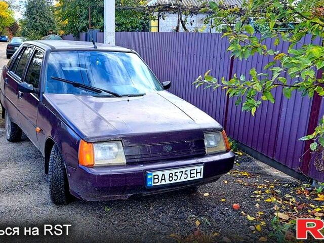 ЗАЗ Славута 2003 в Кропивницком (Кировограде) на Automoto.ua Фиолетовый ЗАЗ Славута, объемом двигателя 1.1 л и пробегом 200 тыс. км за 400 $, фото 1 на Automoto.ua