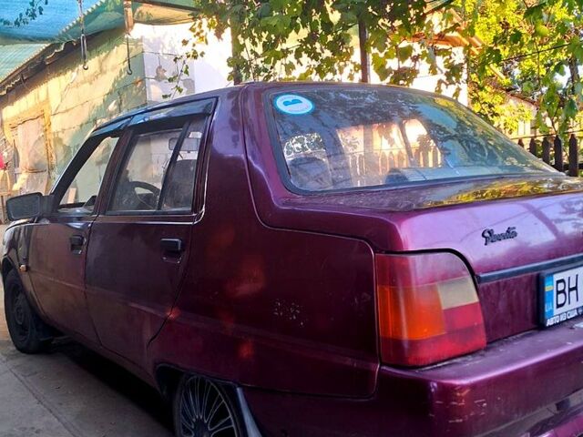 Красный ЗАЗ Славута, объемом двигателя 1.2 л и пробегом 75 тыс. км за 750 $, фото 2 на Automoto.ua