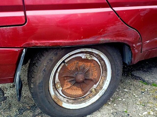 Красный ЗАЗ Славута, объемом двигателя 1.2 л и пробегом 110 тыс. км за 590 $, фото 6 на Automoto.ua