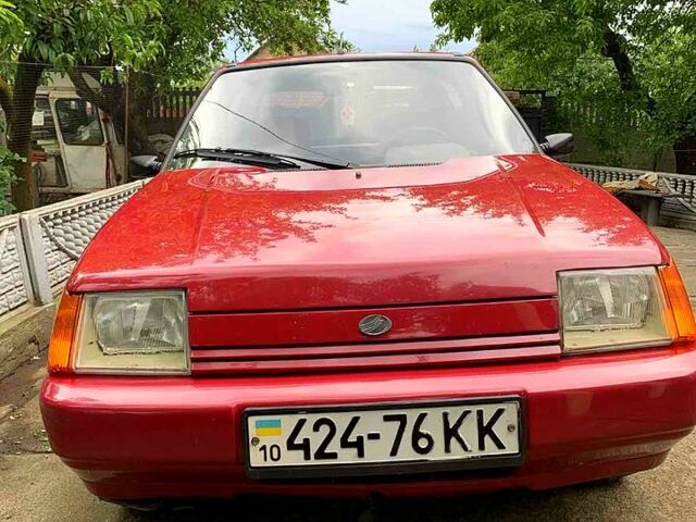 Красный ЗАЗ Славута, объемом двигателя 1.2 л и пробегом 145 тыс. км за 1400 $, фото 2 на Automoto.ua